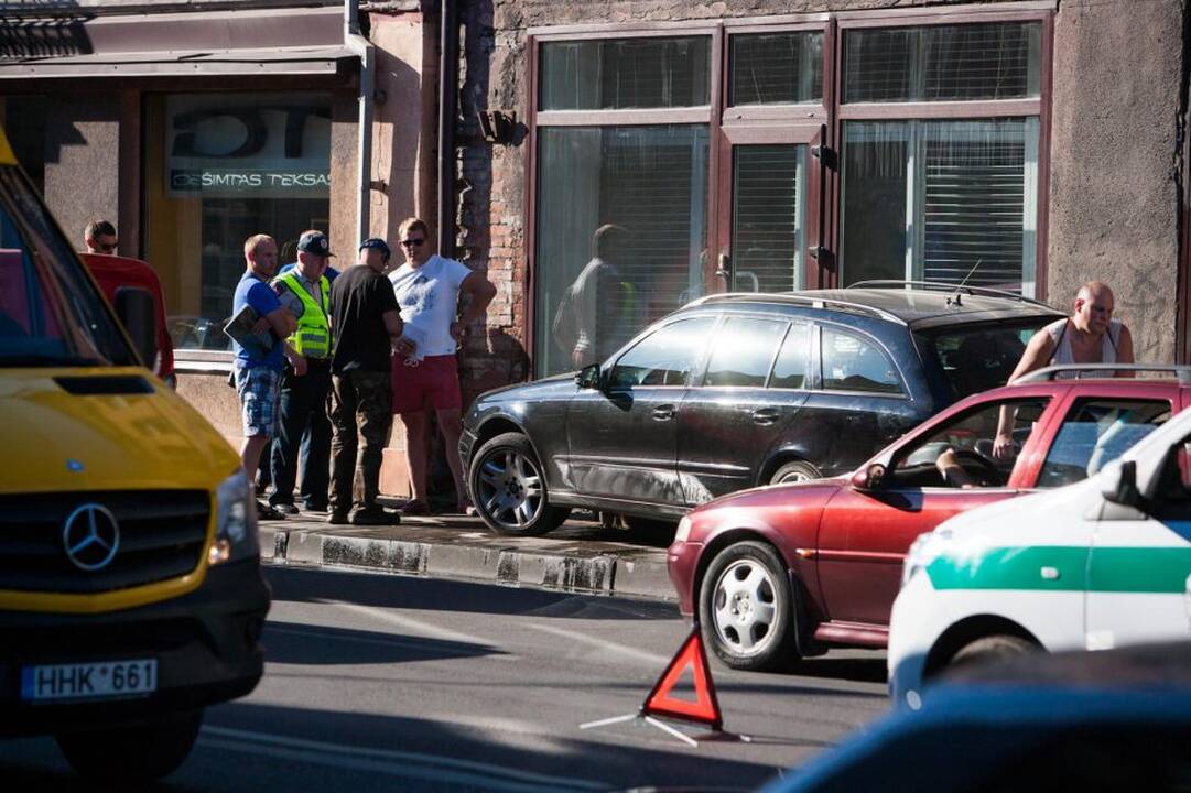 Avarija Šv. Gertrūdos gatvėje