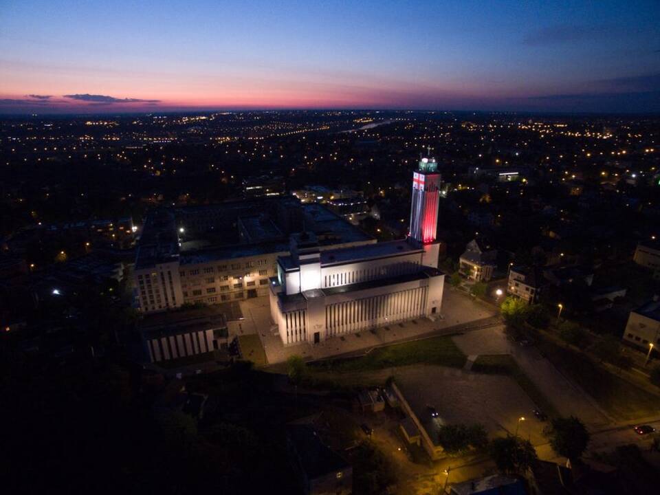 Kaunas sveikina Gruziją