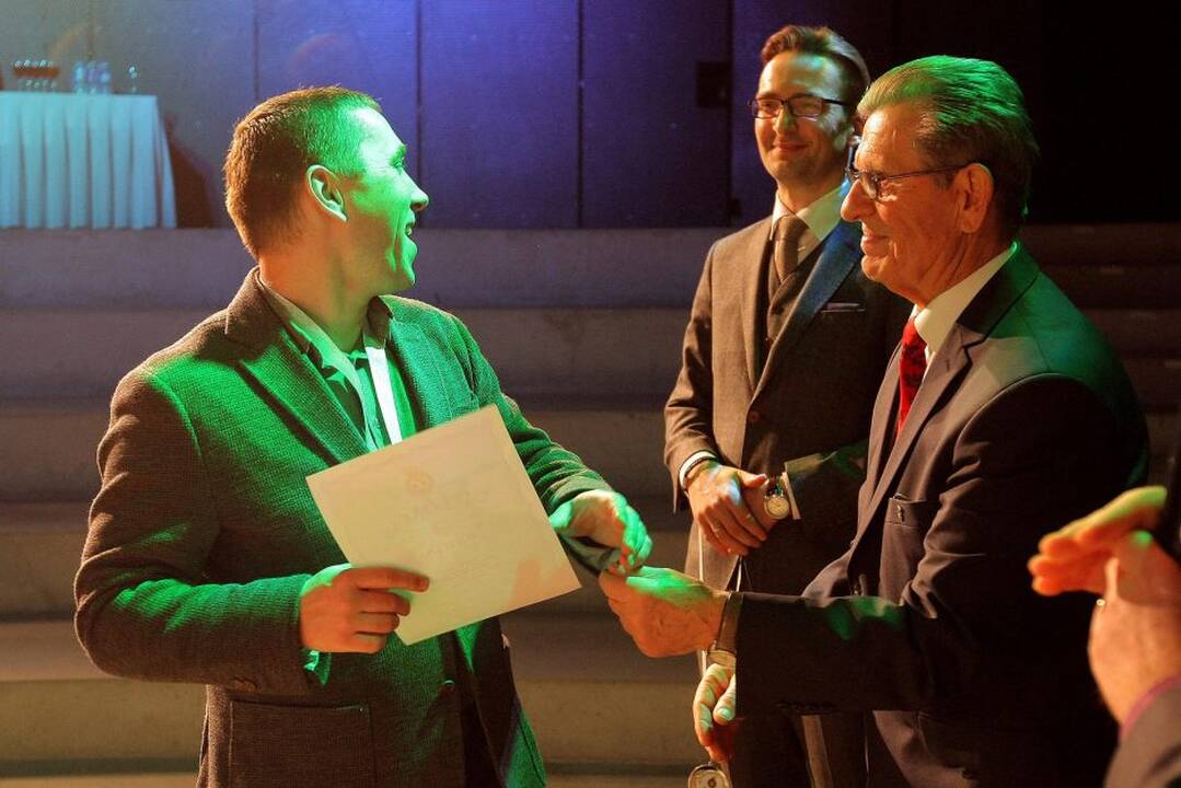 Kauno futbolo klubo „Spyris“ sezono uždarymas vyko „Žalgirio arenos“ amfiteatre. 