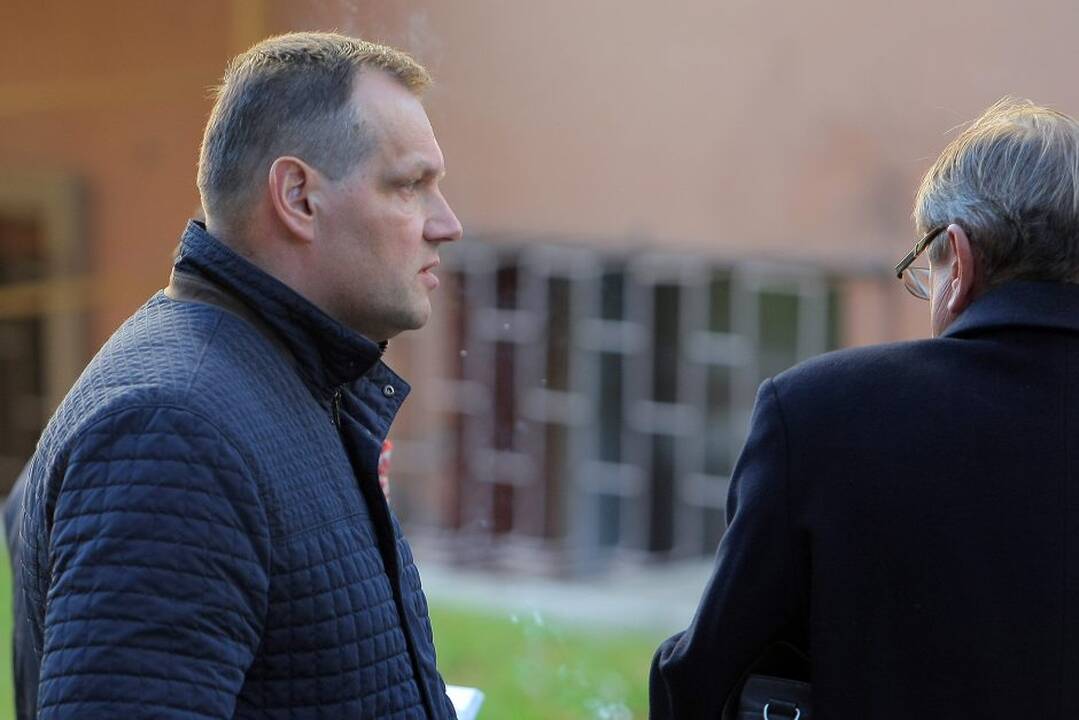 Kauno apygardos teisme pradėta svarstyti „Kauno vandenų“ korupcijos byla.