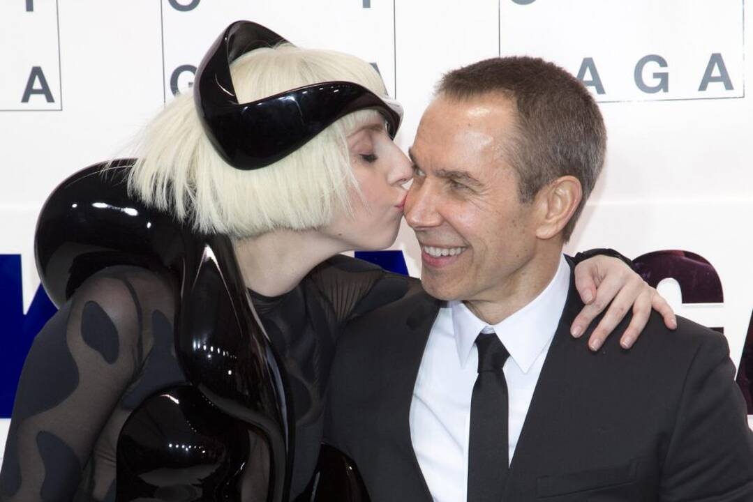Lady Gaga "Artpop" pristatė rinktiniams gerbėjams