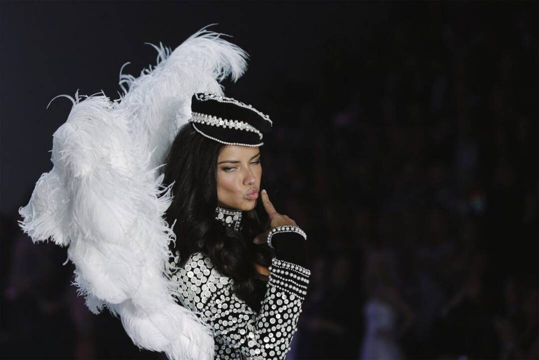 "Victoria's Secret" angelai pristatė naują kolekciją