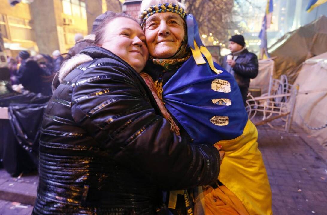 Sekmadienį į Kijevo gatves išėjo beveik 300 tūkst. žmonių