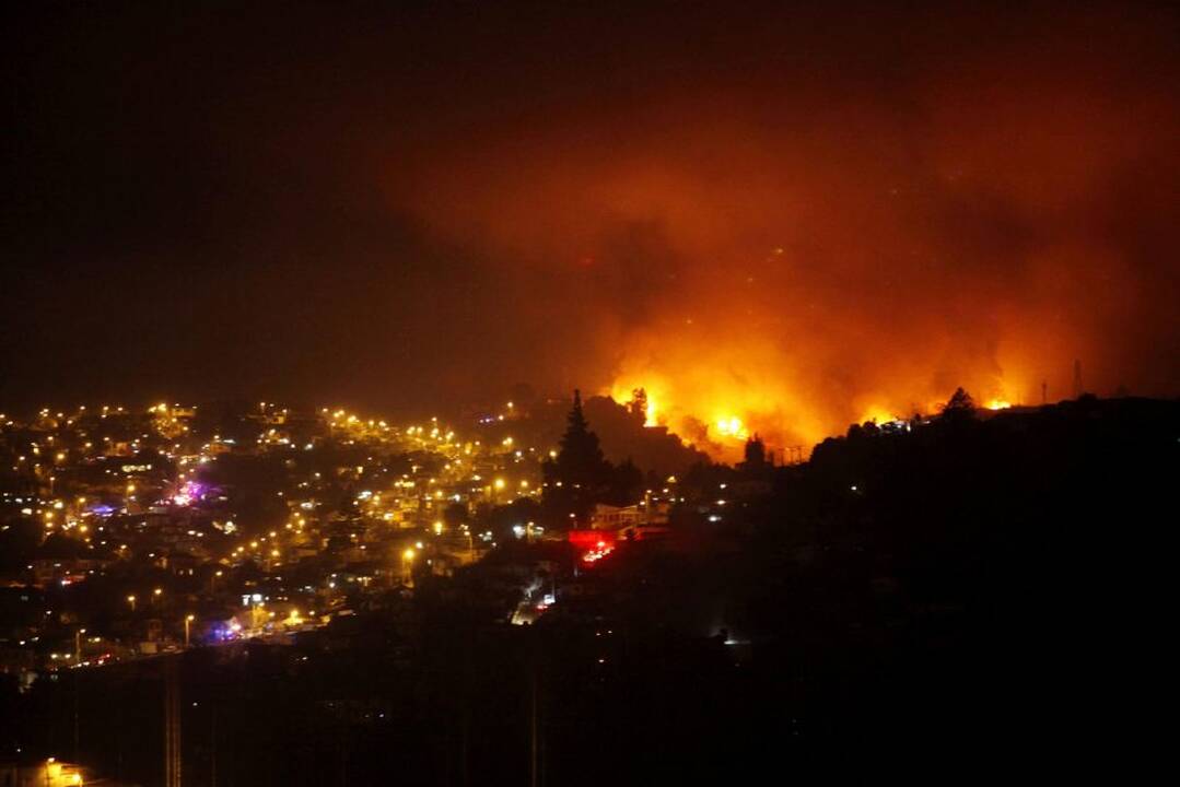 Gaisras Čilės Valparaiso uostamiestyje