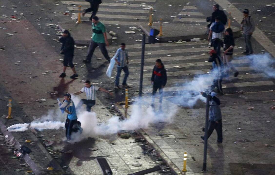 Vokietijoje – euforija, o Argentinoje – riaušės
