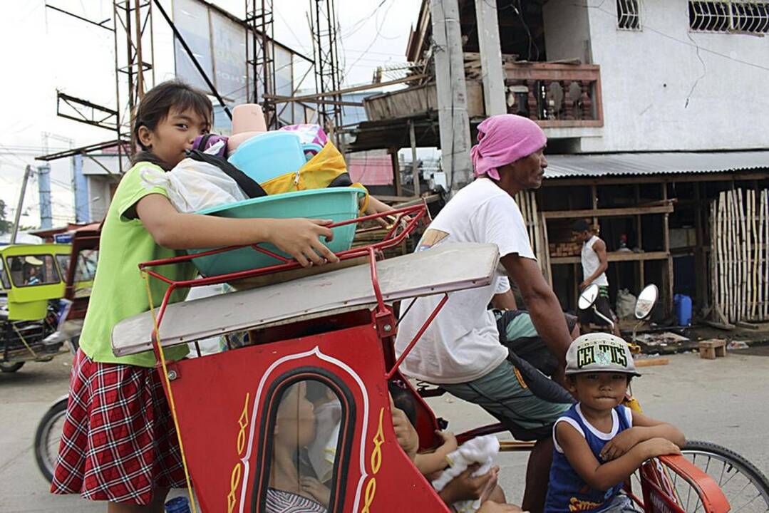 Filipinai ruošiasi supertaifūnui „Haiyan“