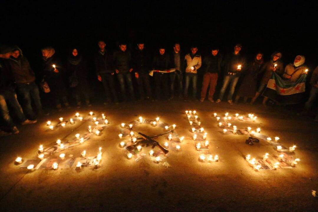 Pasaulis pasitinka 2015 metus