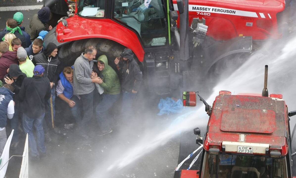 Briuselyje protestavo žemdirbiai