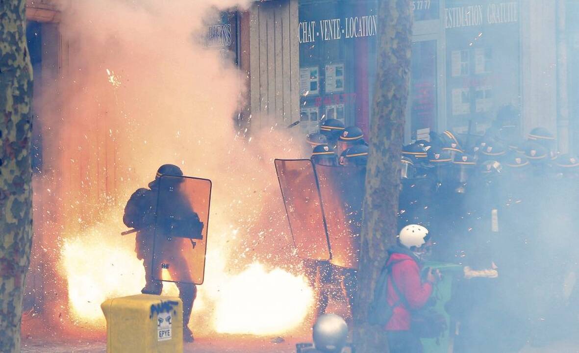 Policijos ir demonstrantų susirėmimai Prancūzijoje