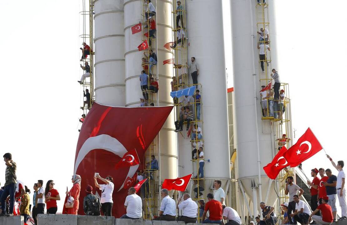 Mitingas už demokratiją Turkijoje