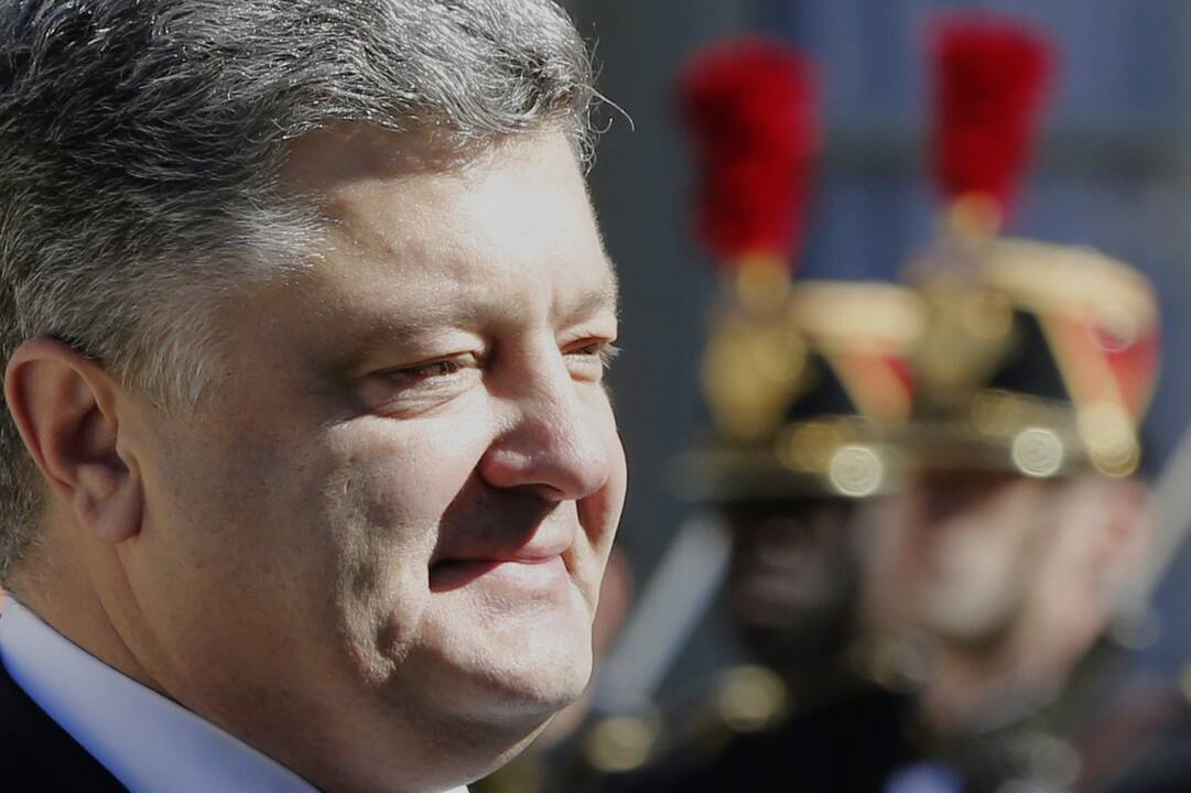 P. Porošenka: Ukrainoje prasidėjo realios paliaubos