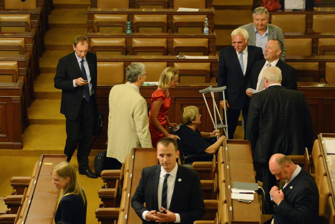 Nauji rinkimai: Čekijos parlamentarai pritarė parlamento paleidimui