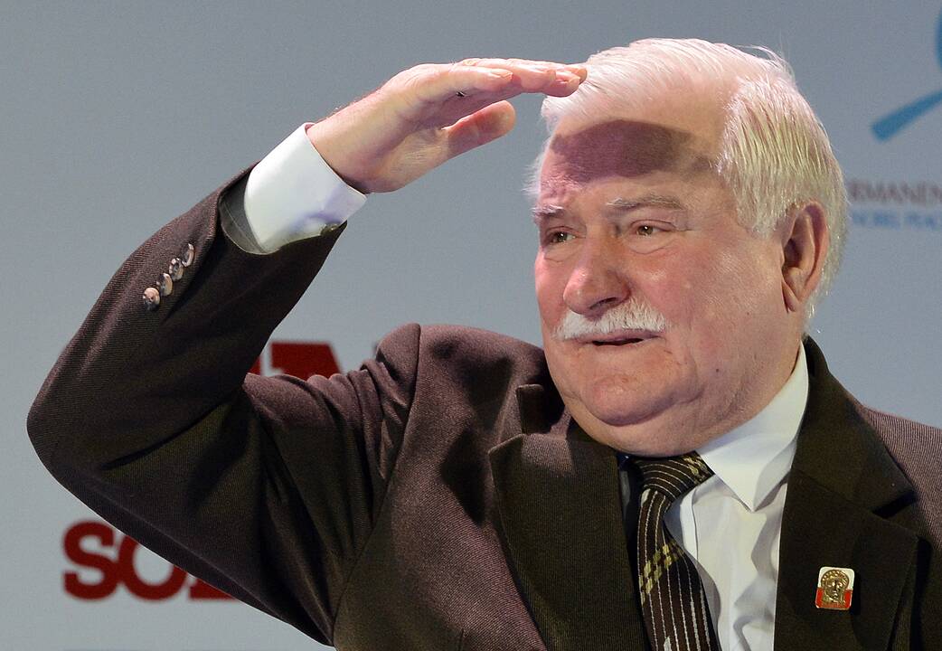 Nobelio taikos premijos laureatas L.Walesa ragina sukurti "dešimt sekuliarių įsakymų"