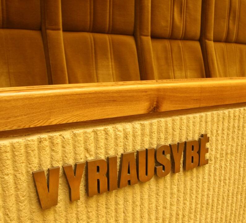 Vyriausybė rengiasi steigti gynybos patarėjus ambasadose