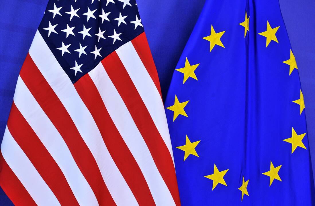 Paryžius: derybos dėl JAV ir ES prekybos sutarties gali įstrigti
