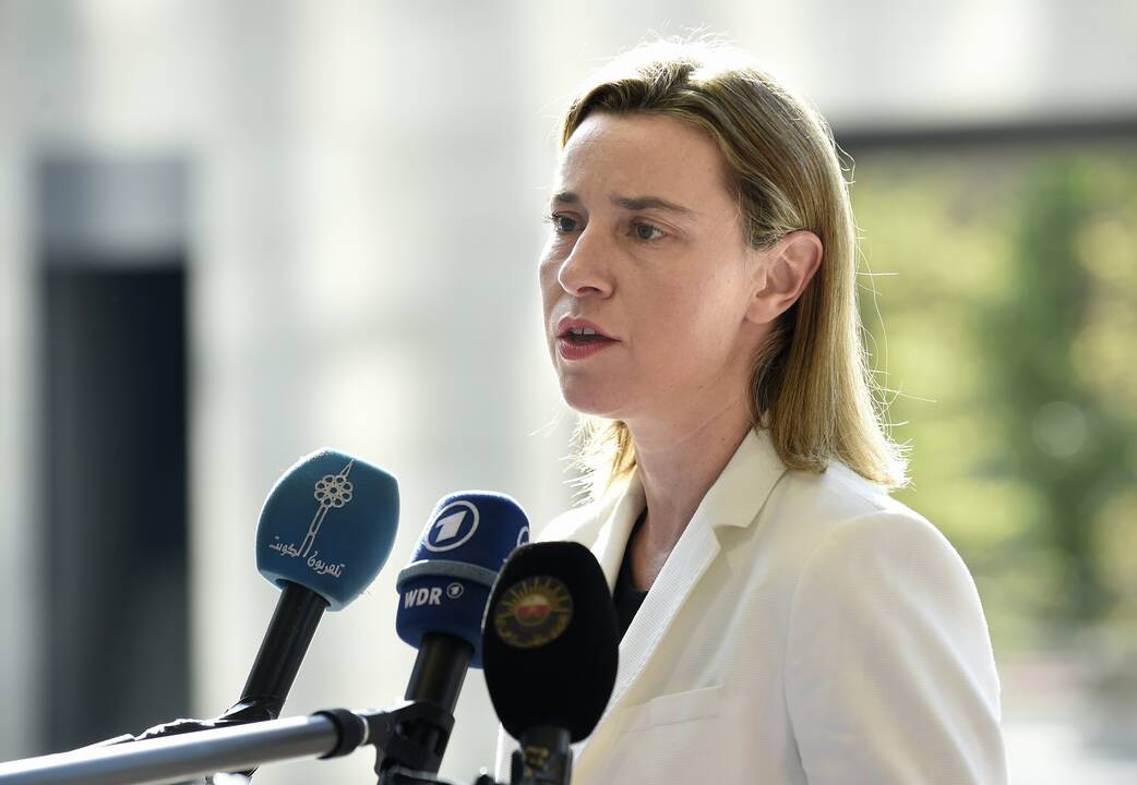 Į ambasadorių susitikimą Vilniuje atvyks F. Mogherini