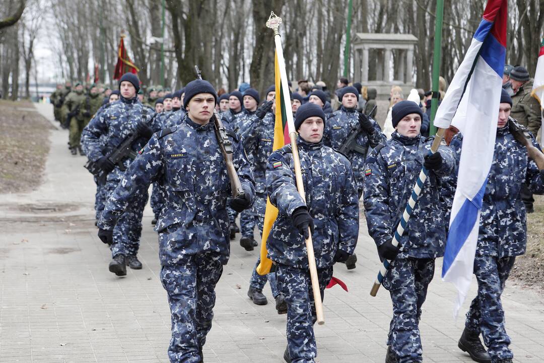 Sausio 15 - osios minėjimas skulptūrų parke