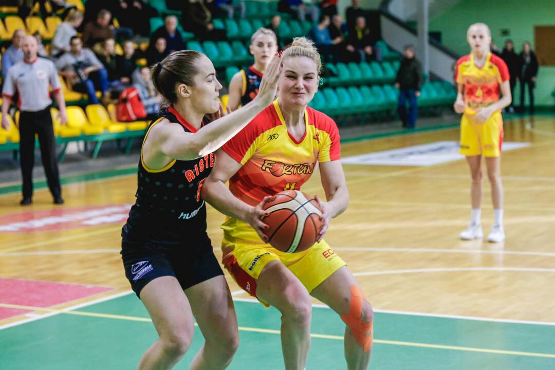 "Fortūna" - "Aistės LSU" 72:64