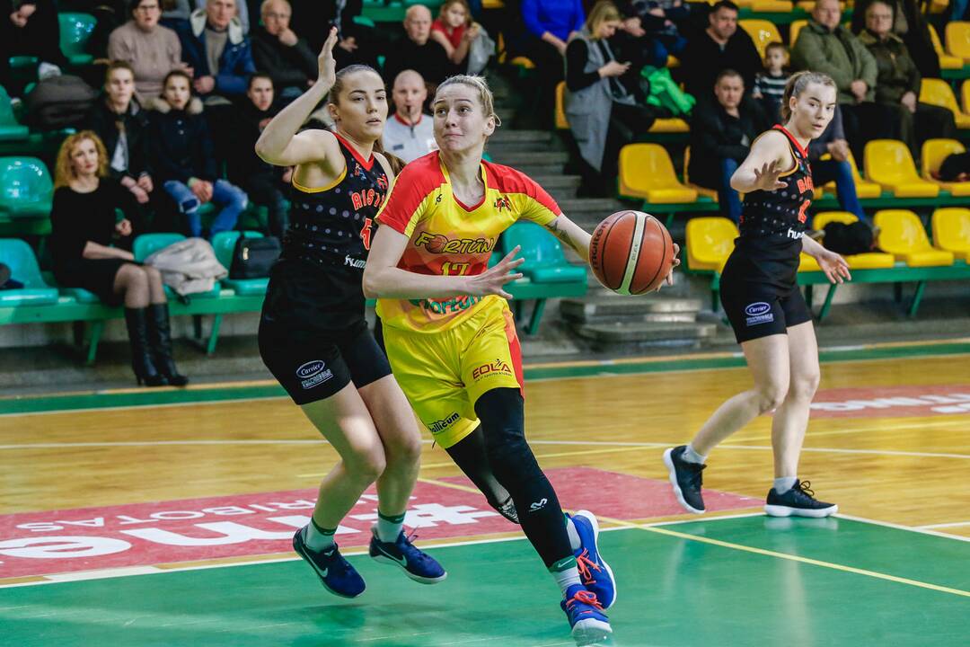 "Fortūna" - "Aistės LSU" 72:64
