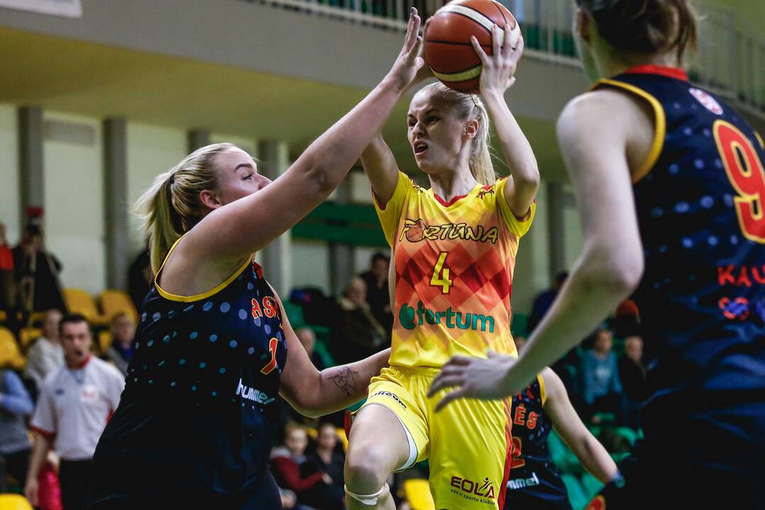 "Fortūna" - "Aistės LSU" 72:64