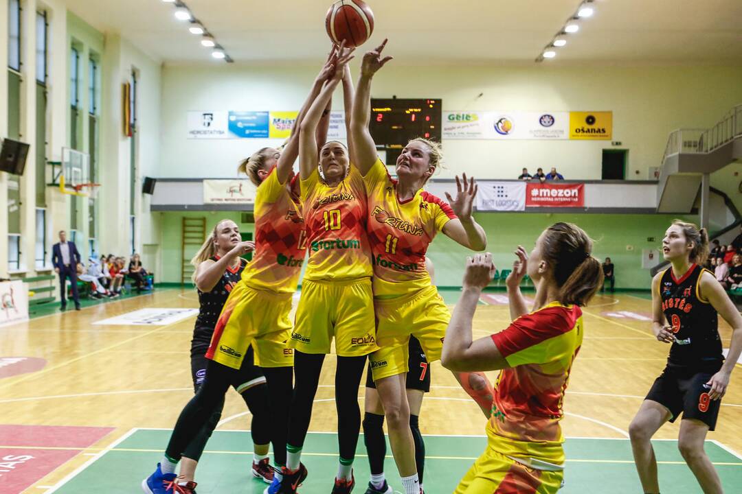"Fortūna" - "Aistės LSU" 72:64