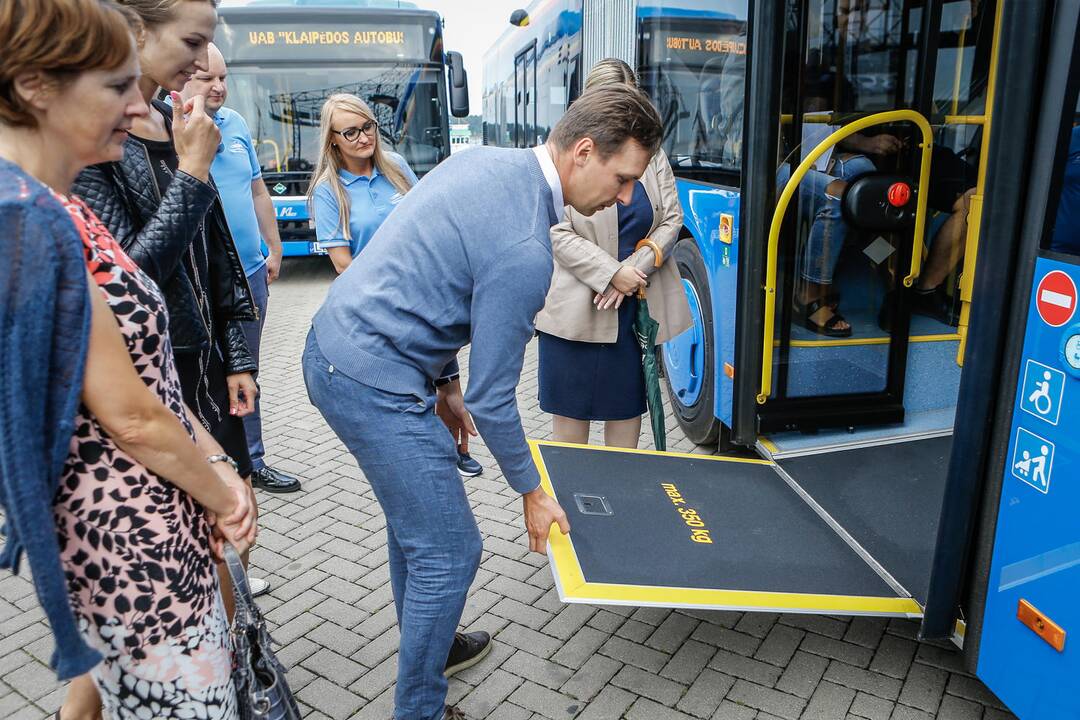 Pristatyti nauji miesto autobusai