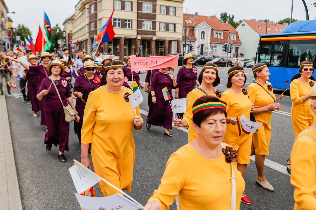 Klaipėda iškilmingai švenčia Valstybės dieną