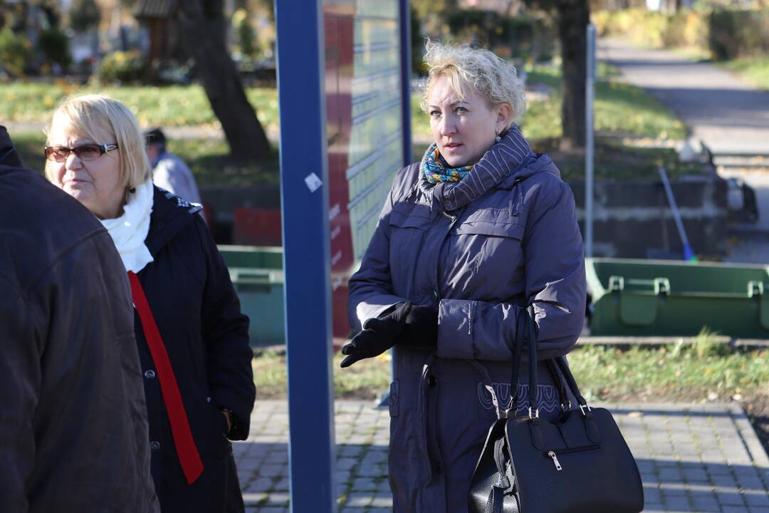 Reidas Joniškės kapinėse