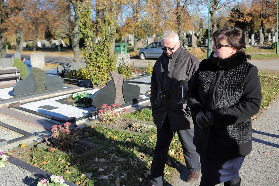 Reidas Joniškės kapinėse