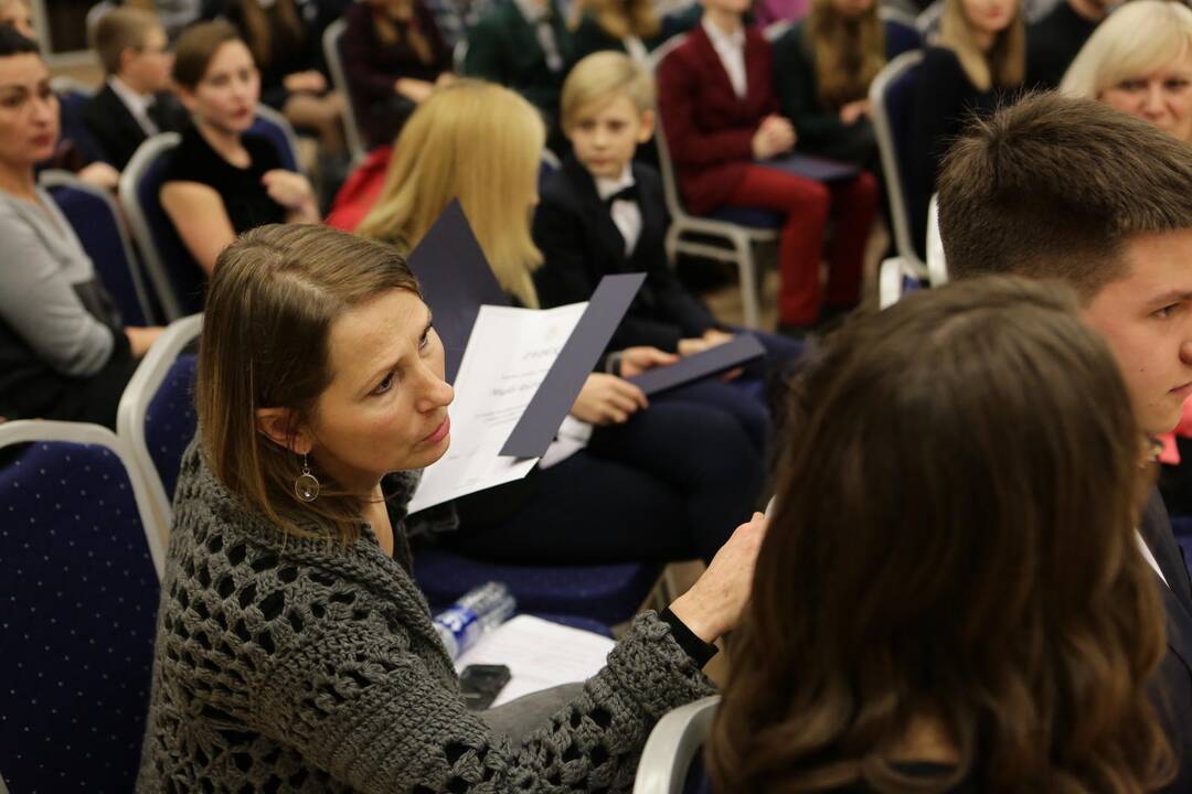 Apdovanoti geriausi Klaipėdos moksleiviai