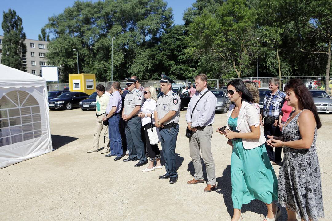 Policijos komisariato kapsulės įbetonavimas 