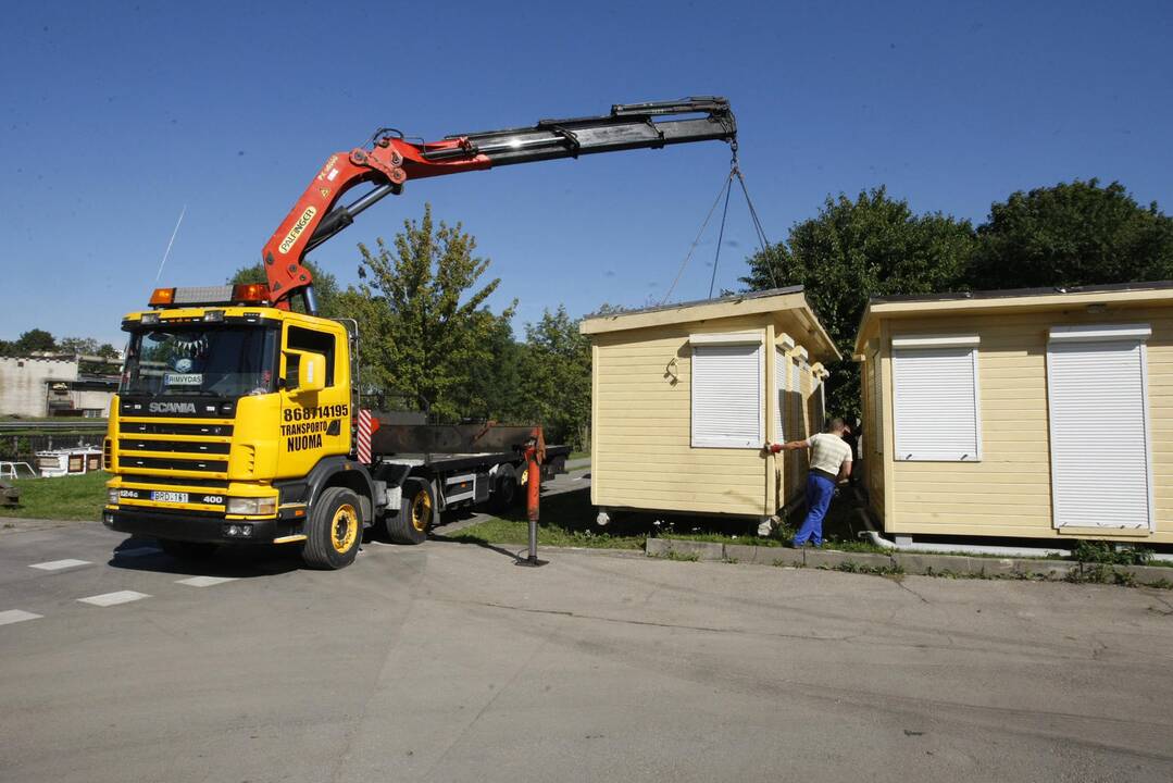 Atšilo, o paplūdimiuose nebeliko gelbėtojų postų