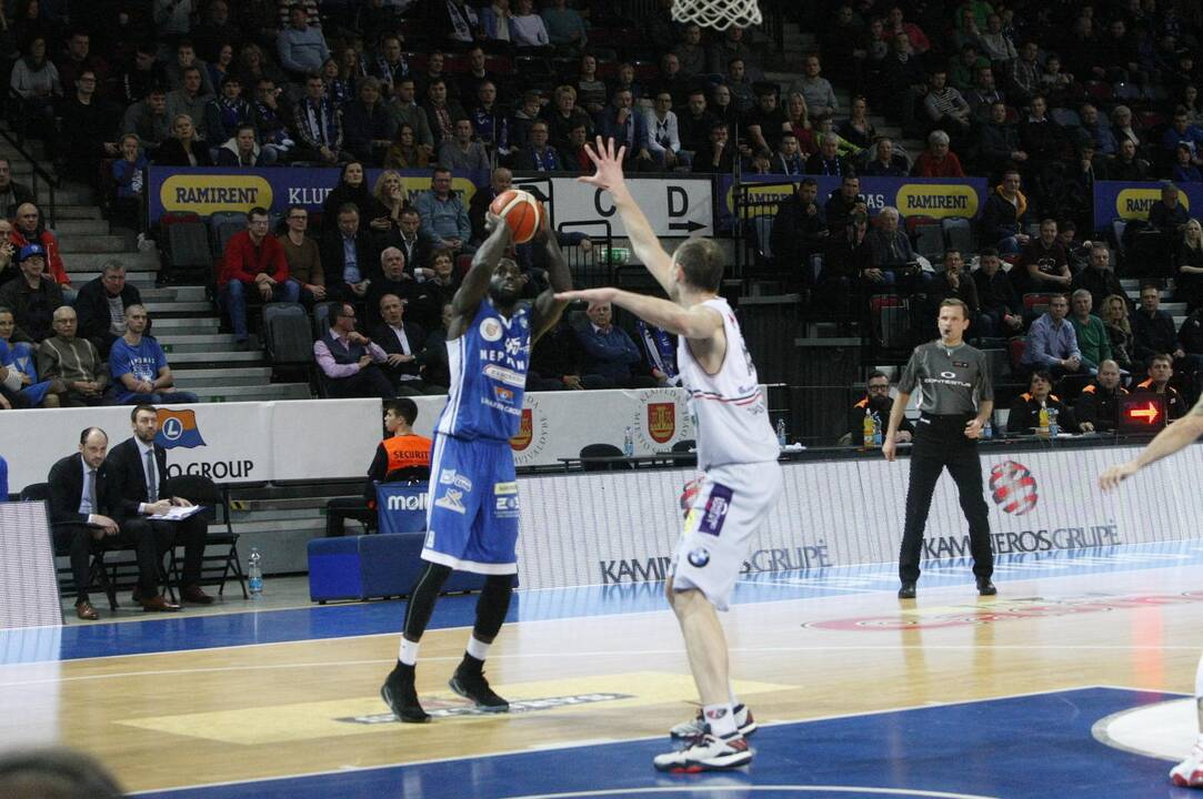 LKL: "Neptūnas" -"Lietuvos rytas"