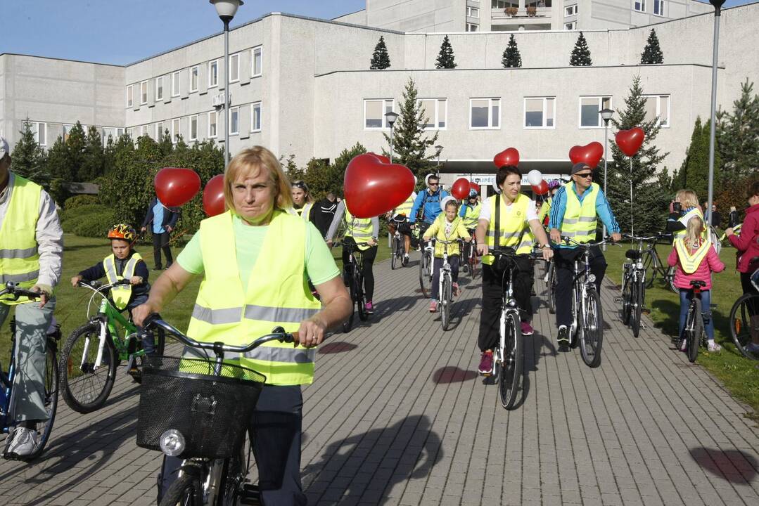 Dviračiais spruko nuo širdies ligų