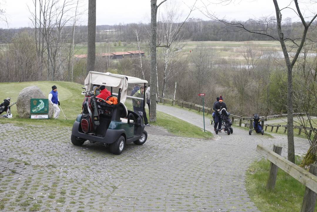 Golfo aistruoliai pradėjo turnyrų sezoną 