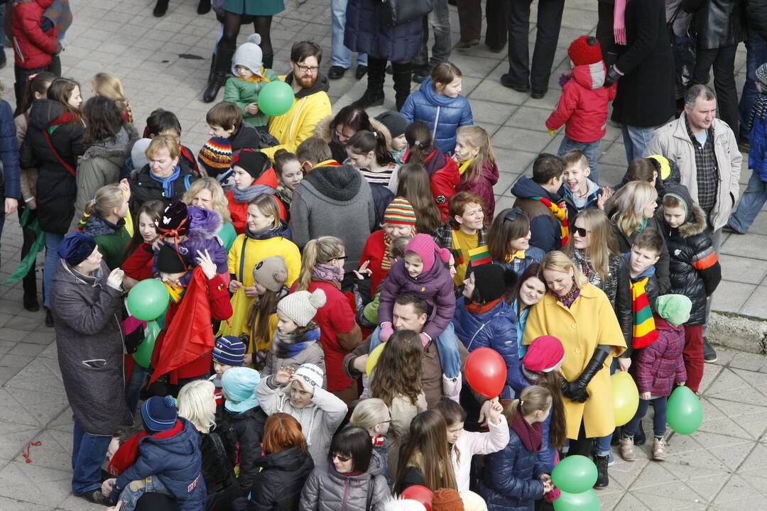 Lietuvai ir Klaipėdai dovanojo šokį