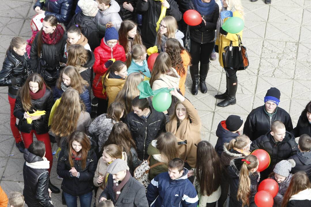 Lietuvai ir Klaipėdai dovanojo šokį