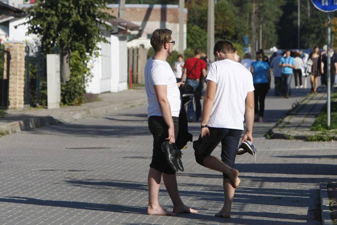 Rudeniškuose paplūdimiuose – vasariškos pramogos