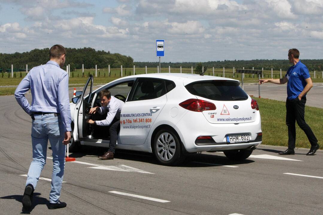 Autodrome - pajūrio verslininkų viražai