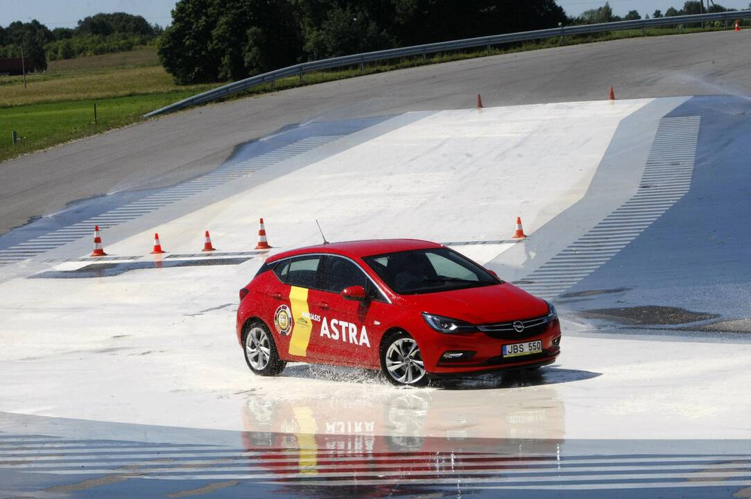 Autodrome - pajūrio verslininkų viražai