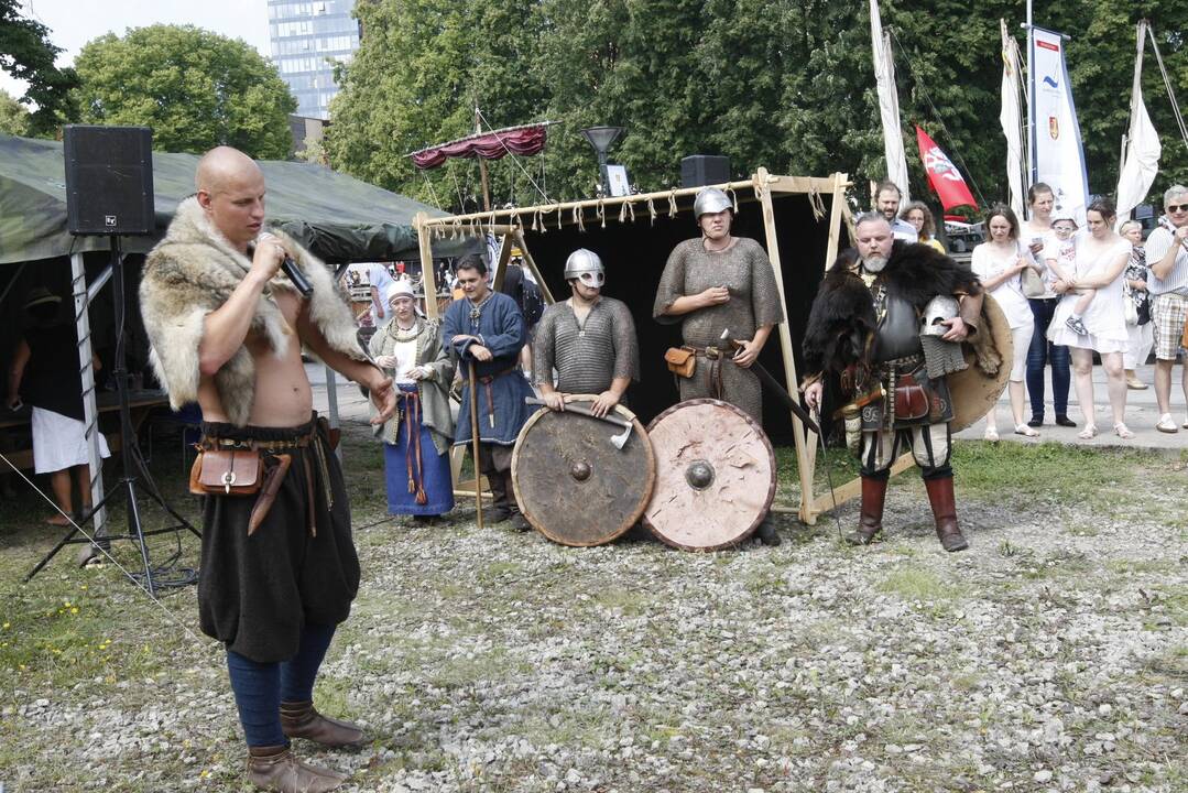 Kuršių ir vikingų stovykla