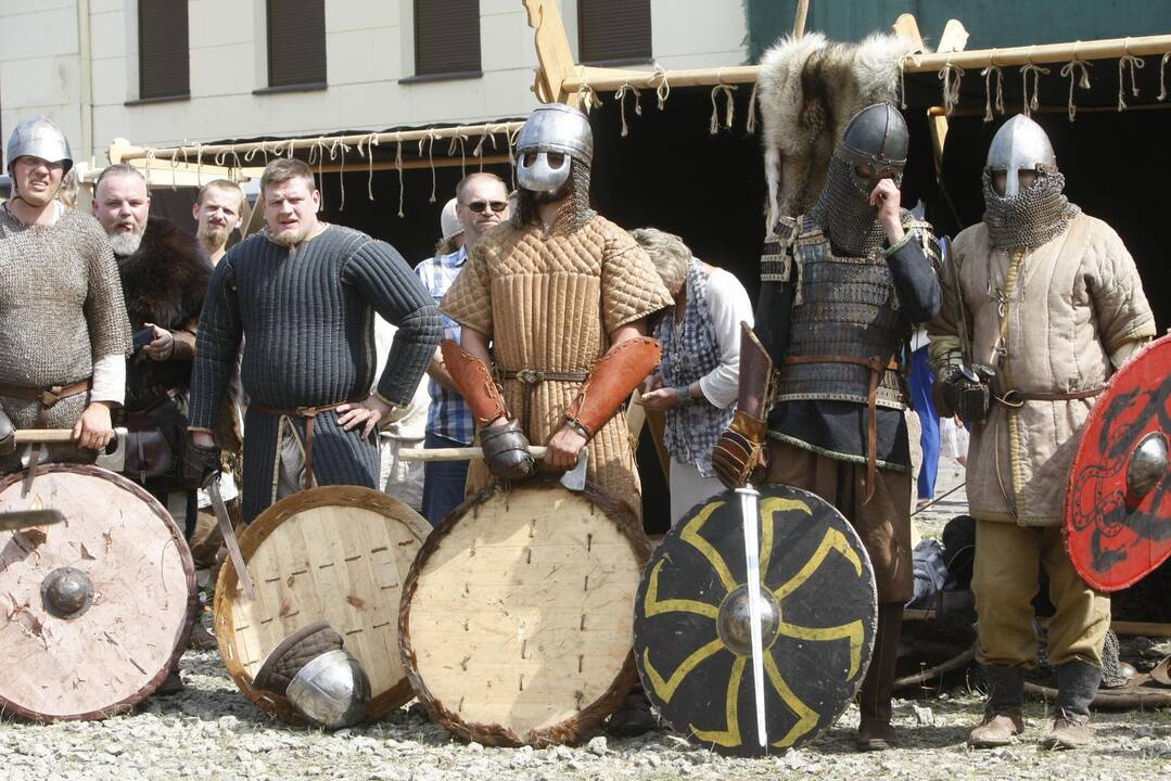 Kuršių ir vikingų stovykla