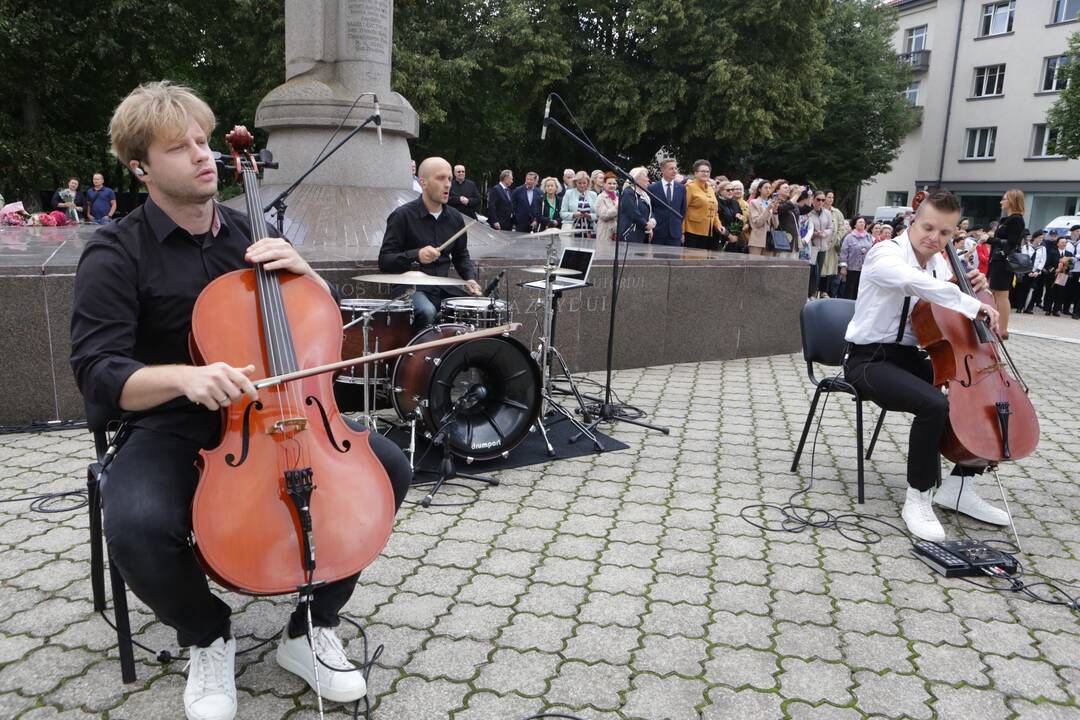 Lietuvininkų aikštėje – pirmoji pamoka