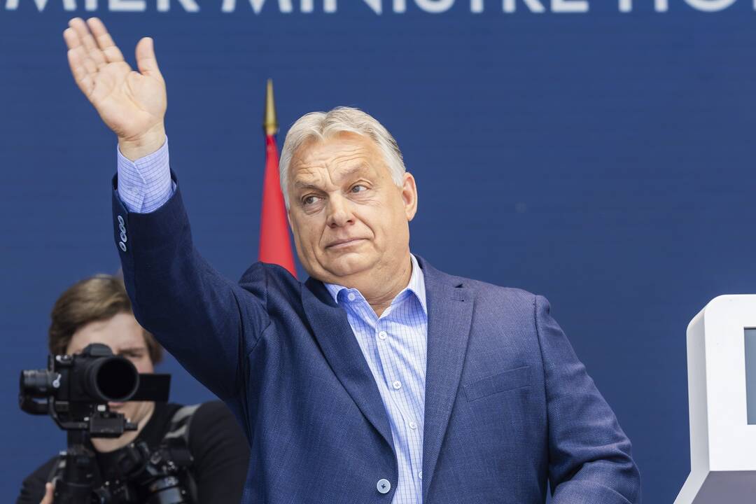 Vengrijos žurnalistai prieš žiniasklaidą nukreiptą įstatymo projektą vadina „užtaisytu ginklu“