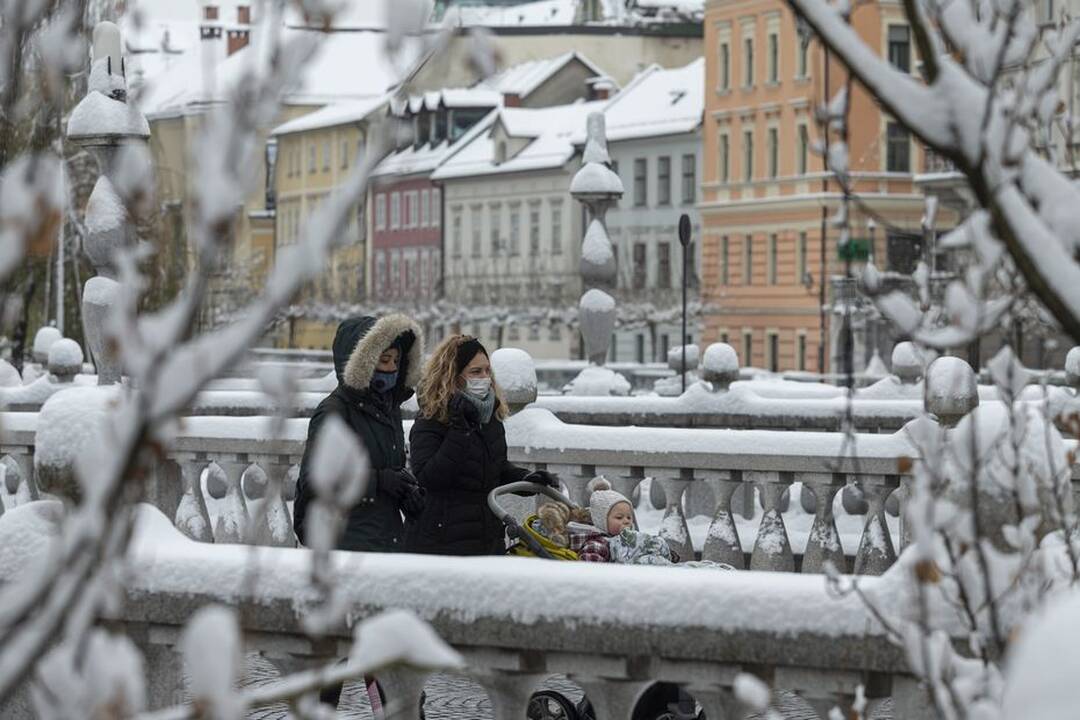 Slovėnija planuoja masinį testavimą, pratęsia karantiną