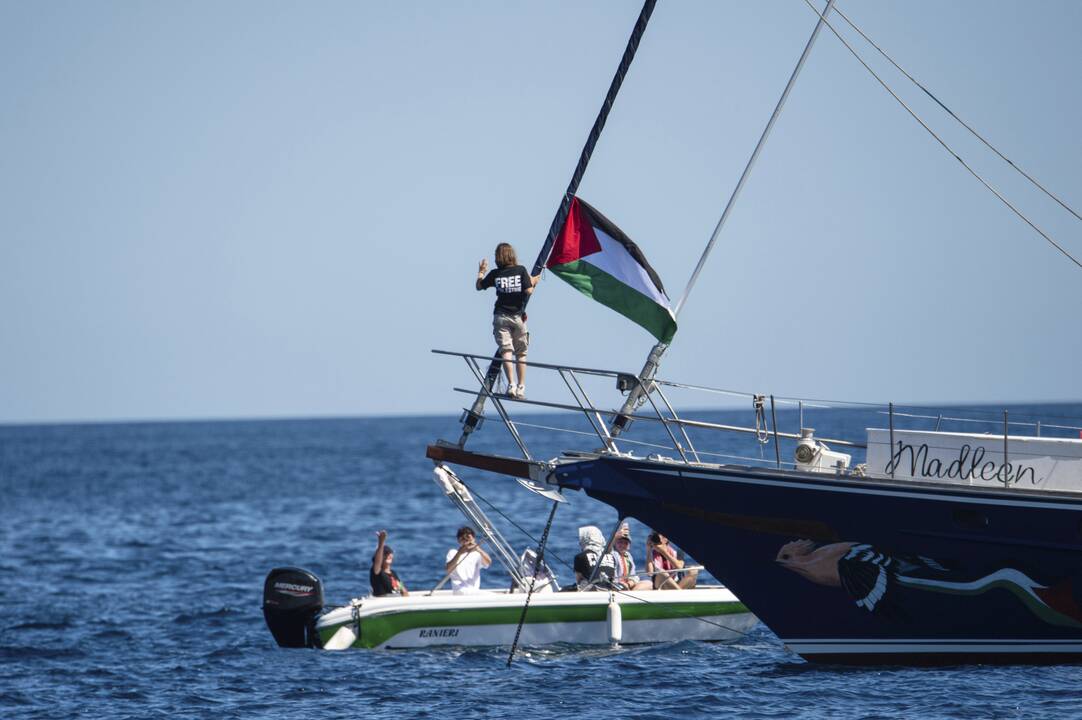 Izraelis neleis Gazoje švartuotis laivui, kuriuo plaukia aktyvistė Greta Thunberg