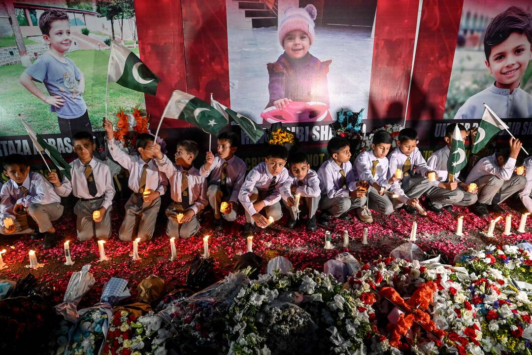 Pakistanas: per susirėmimus su Indija žuvo 40 civilių ir vienuolika karių