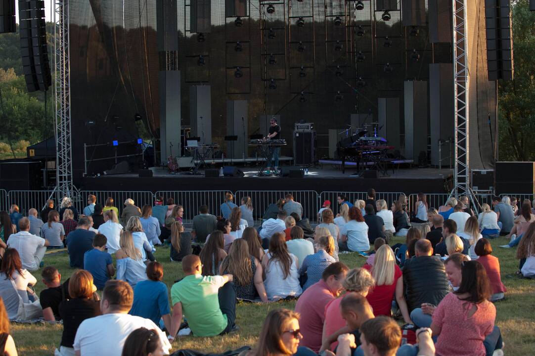 Jazzu koncertas Nemuno saloje