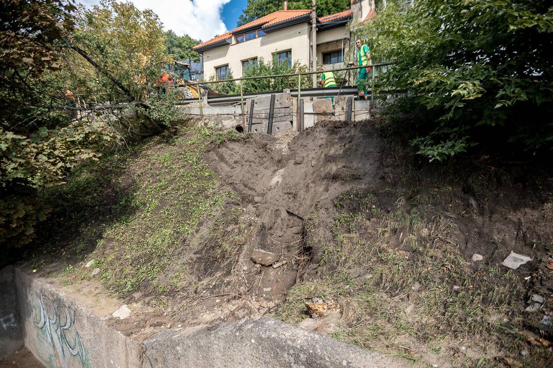 Žemaičių gatvės kalno nuošliauža