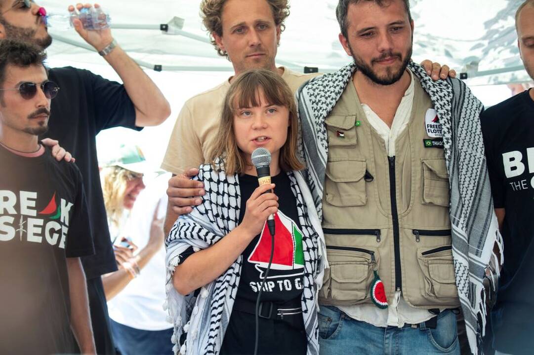 Izraelio ambasada Lietuvoje rėžė aktyvistams: asmenukių jachta
